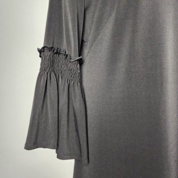 Witchy Black Dress With Bell Sleeves And Choker - Picture 3 of 12